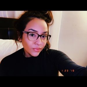 Meet your Posher, Leslie